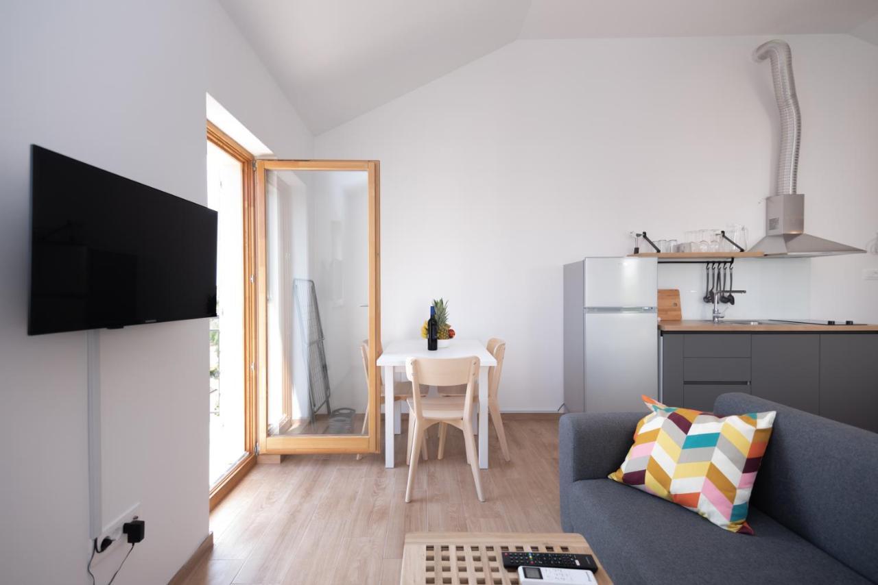 Brand New Apt W Balcony & Perfect Seaview At Center Hvar Town Exterior photo