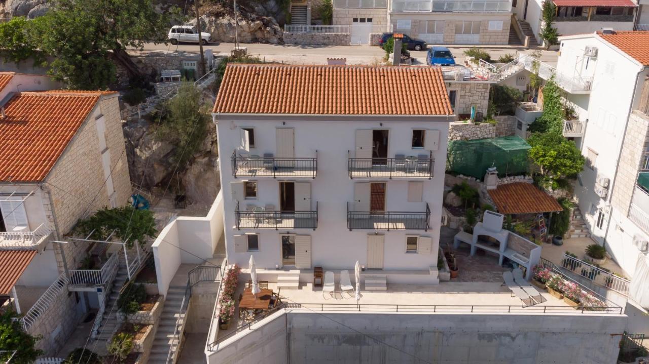 Brand New Apt W Balcony & Perfect Seaview At Center Hvar Town Exterior photo
